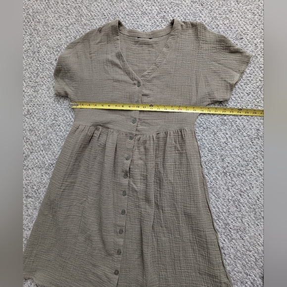 George Women's (Size L) Khaki Colored Cotton Short Sleeve Dress w/Pockets - Picture 8 of 13